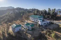 Shree Parijat Resort - Luxury Resort in Mukteshwar Hotels in Mukteshwar