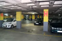 Hotel Castilla Vieja - parking