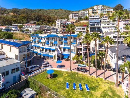 Seaport Village Inn, Avalon Отели рядом с достопримечательностью «Райли Ботаникал Гарден»