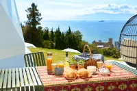 Dot Glamping Ako Hotels near Ako Castle Ruins