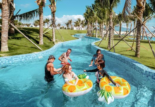 Golden Coast Retreat