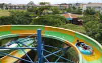 Ndalem Kraton Hotel Hotel di Krian