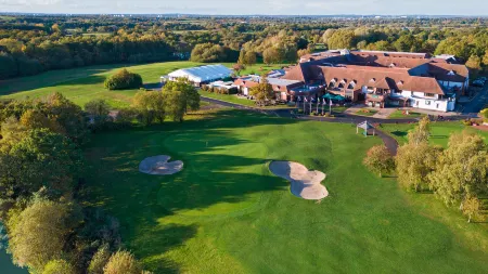 Forest of Arden Country Club Отели в г. Мериден