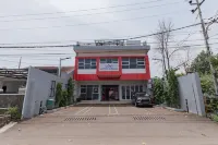 RedDoorz Syariah near DPRD Kabupaten Subang Hotel dekat Pasar Pujasera Subang