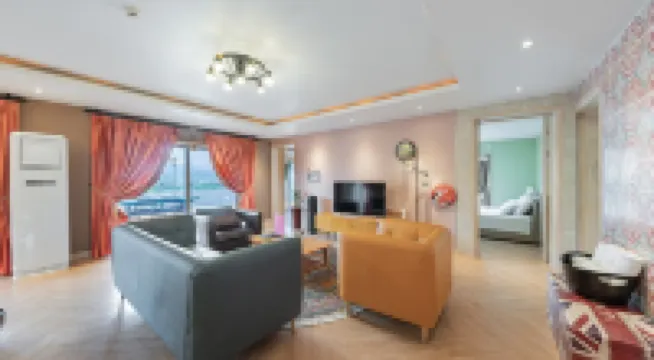 Bottega Pool Villa Pension