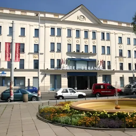Hotel Beránek Отели рядом с достопримечательностью «Государственная пражская Опера»