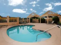 Holiday Inn Express & Suites ATLANTA - TUCKER NORTHLAKE by IHG - Pools