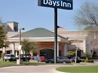 Days Inn by Wyndham Irving Grapevine DFW Airport North Hotels in Irving
