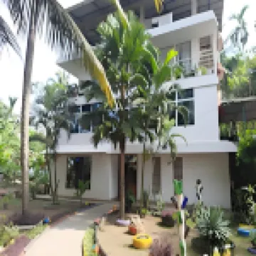 Aashrey Bed and Breakfast Hotels in 