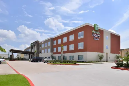Holiday Inn Express & Suites Houston E - Pasadena by IHG
