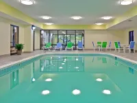 Holiday Inn Express & Suites DAYTON WEST - BROOKVILLE by IHG - Parkering