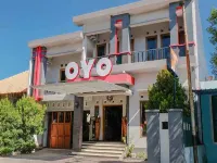 Guest House Kraton Mas Hotels in Pacitan