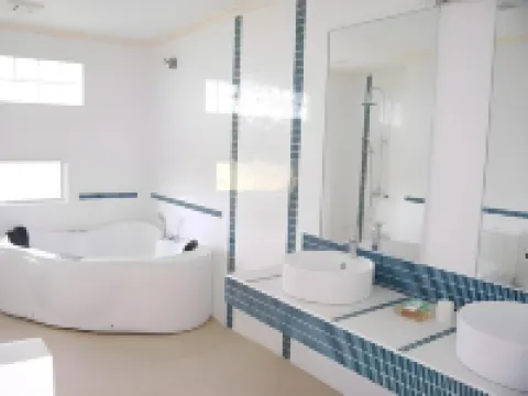 Sherwood Bay Resort & Aqua Sports