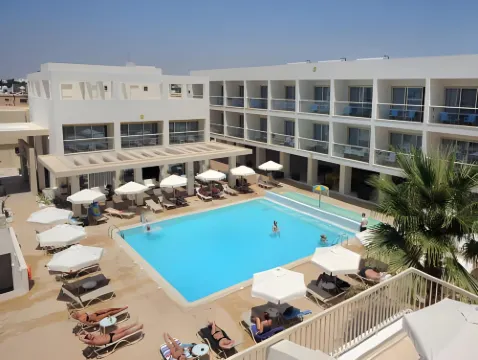 Nelia Gardens Hotels in Agia Napa