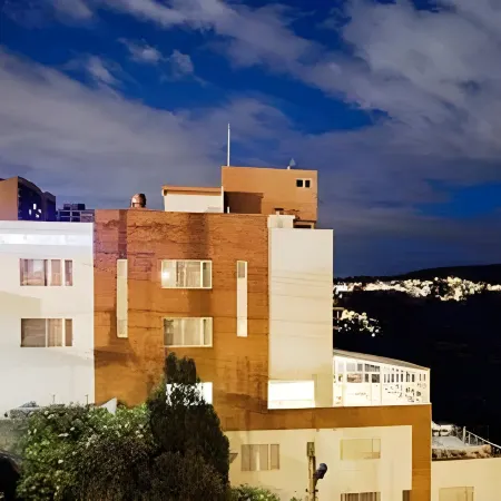 Hotel Stubel Suites & Cafe