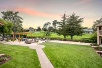 Half Moon Bay Lodge فنادق في San Mateo County