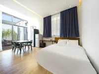 Jamsil Mary Jane Hotels near Gaerong Station