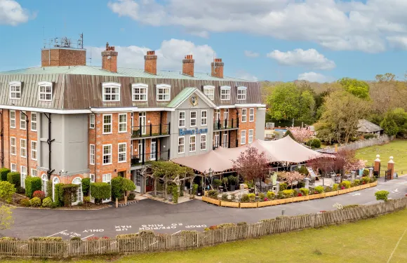 巴爾莫羅恩酒店