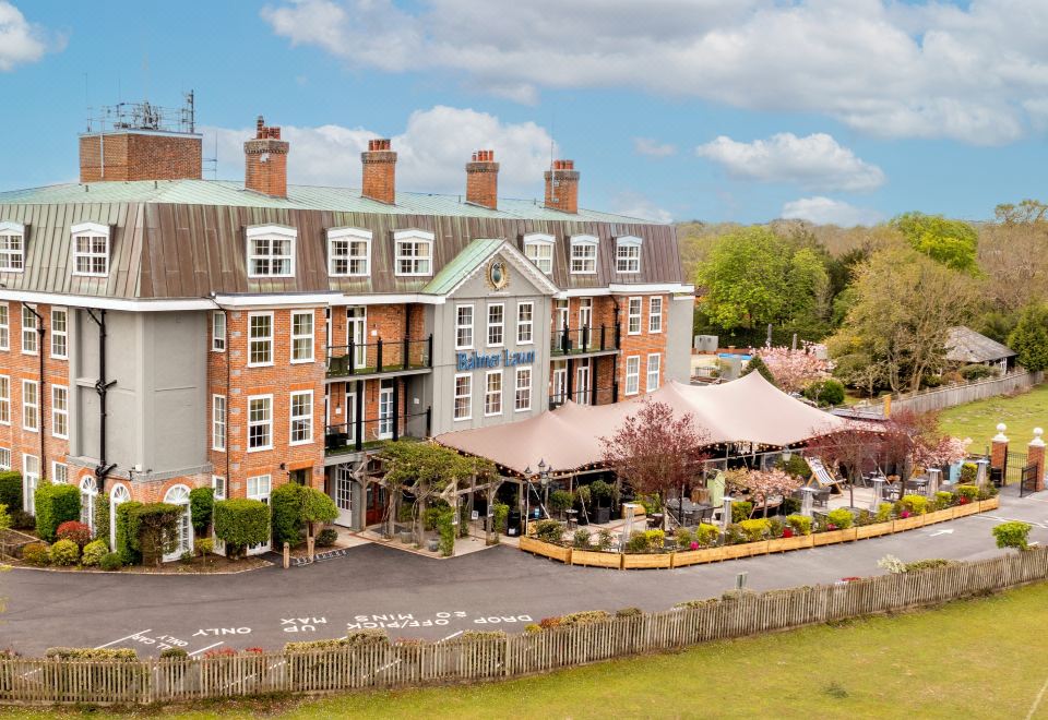 hotel overview picture