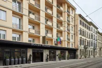 Hotel Indigo Florence Hotels near Zara