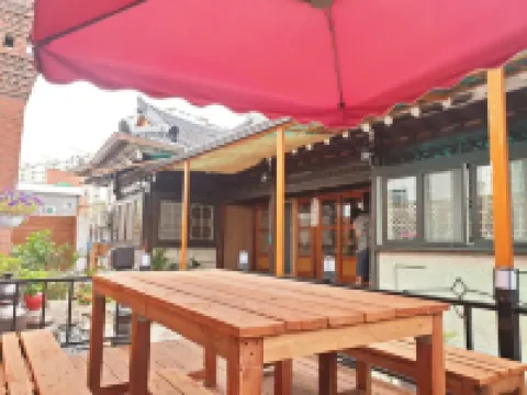 Gwangju Jangmiok Hanok Pension