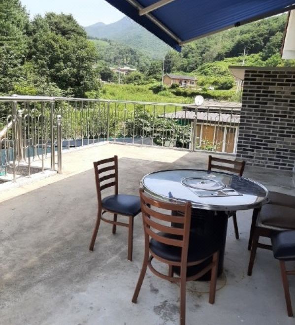 숙소 비교 사진