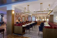 DoubleTree by Hilton Clarksville Riverview Hotels in Clarksville
