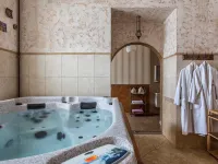 Clever Hotel فنادق في كلين