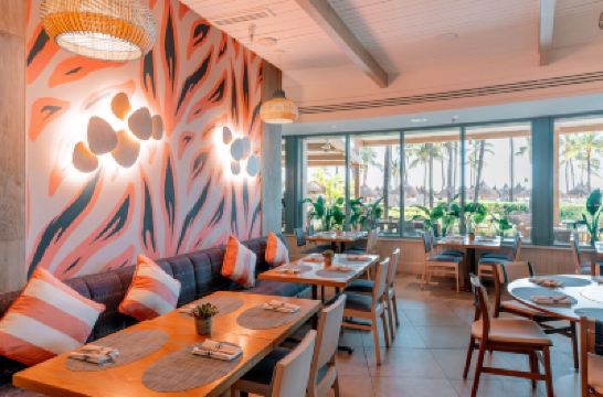 Restaurant Aruba Marriott Resort & Stellaris Casino Photo