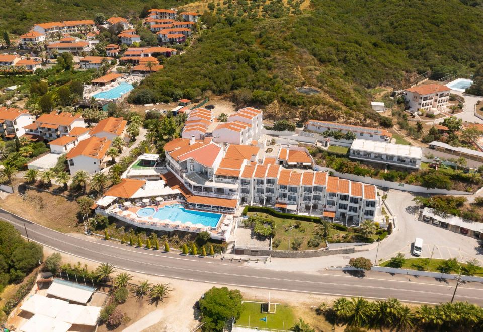 hotel overview picture