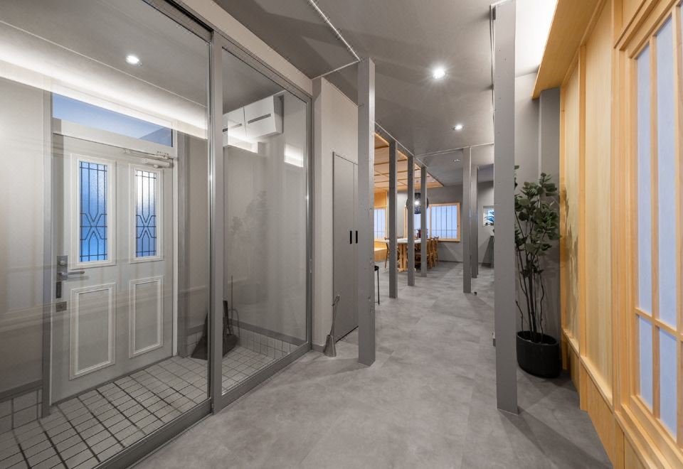 3. 더 셀레스티얼..