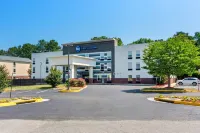 Days Inn by Wyndham Doswell at the Park Hotels in Doswell