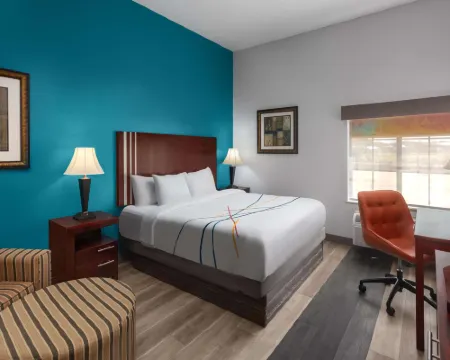 伍德沃德拉昆塔温德姆套房酒店 伍德沃德縣酒店