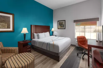 La Quinta Inn & Suites by Wyndham Woodward فنادق في وودوارد