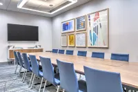 Holiday Inn Express & Suites Dallas – Plano North