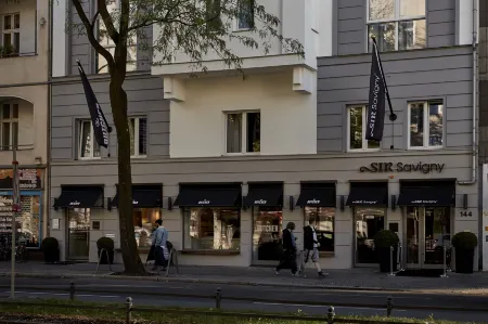 Sir Savigny Hotel, Part of Sircle Collection
