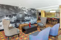 La Quinta Inn & Suites by Wyndham Warner Robins - Robins AFB - 2 Sao