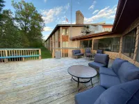 University Inn of Stevens Point