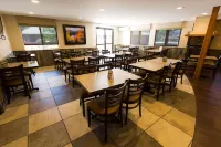 埃斯蒂斯帕克凱藝飯店 - 早餐