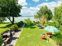 Hanna Hotels near Strand Balatonlelle Csöpi Köz