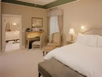 Old Mill Toronto Hotel