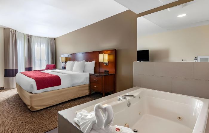 Comfort Inn & Suites Geneva- West Chicago