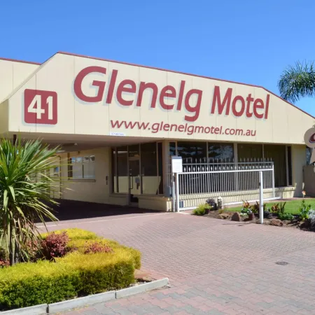 Glenelg Motel