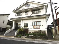 Hawai Onsen Rokumeikan Hotels in Юріхама
