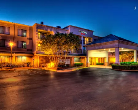 Courtyard Memphis Germantown Hotels in Germantown