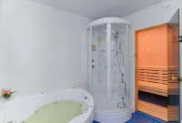 Grønnbuene Rorbu Hotel