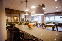 費城布魯莫爾-新鎮廣場萬楓套房酒店 - 早餐