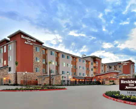 Residence Inn Houston Tomball 湯博爾酒店