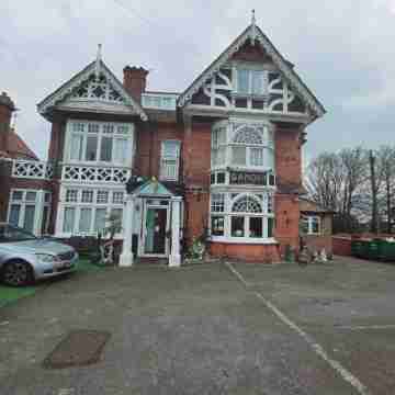 Kingswood Hotel Hotel Exterior