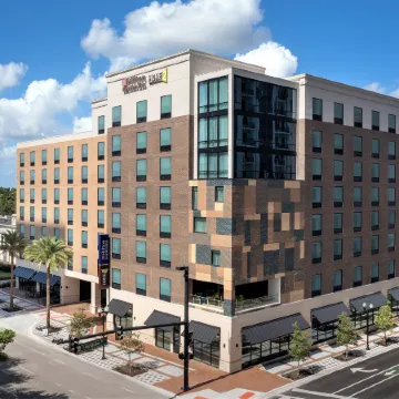 Home2 Suites by Hilton Orlando Downtown Отели рядом с достопримечательностью «Парк Лейк Эола»